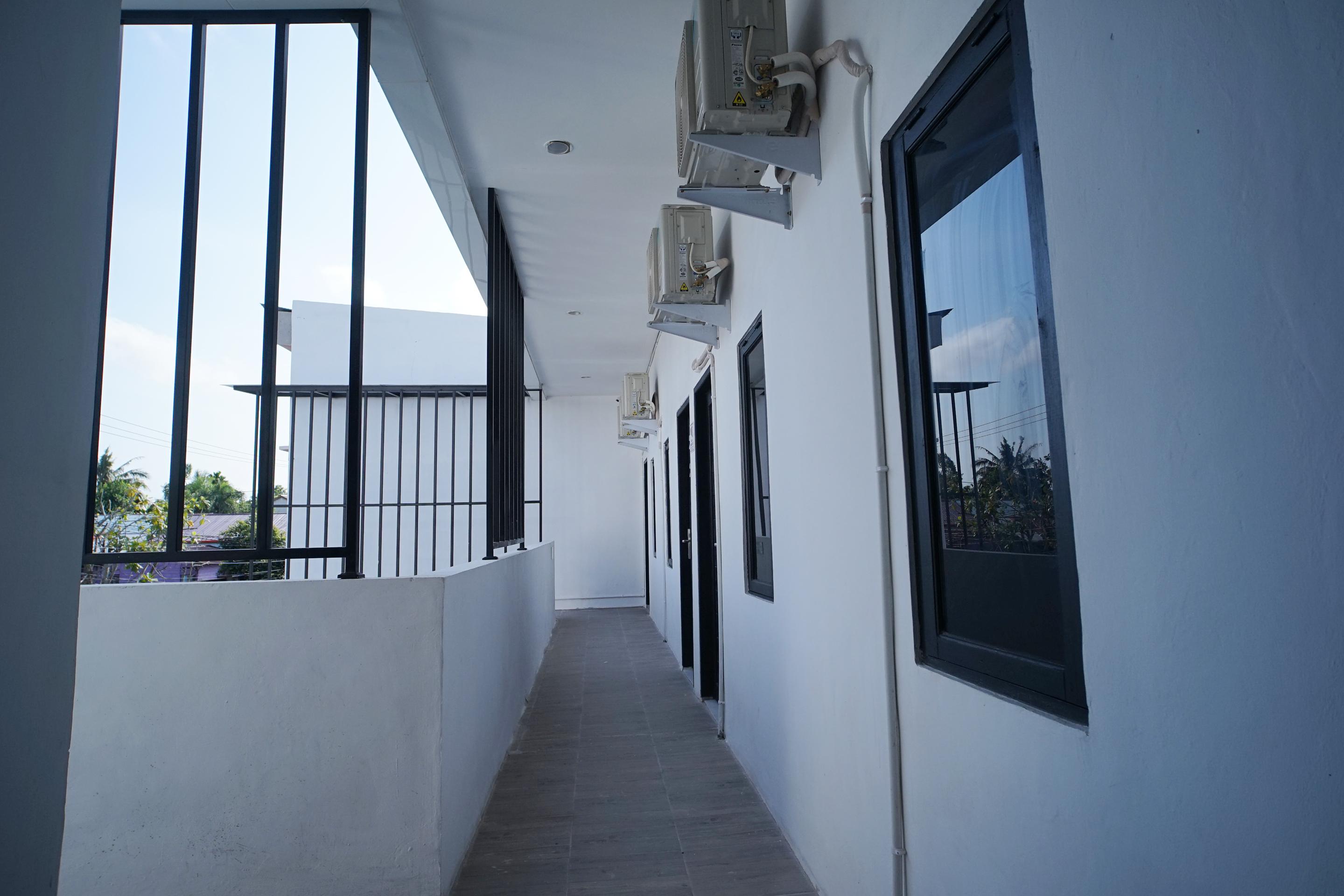 Reddoorz At Sani Guest House Balikpapan Exterior foto